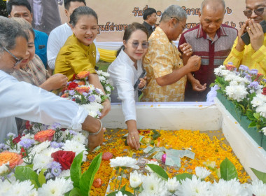 พิธีวางศิลาฤกษ์ก่อสร้างพระอนุสาวรีย์พระบิดาแห่งการสหกรณ์ไทย ... พารามิเตอร์รูปภาพ 11